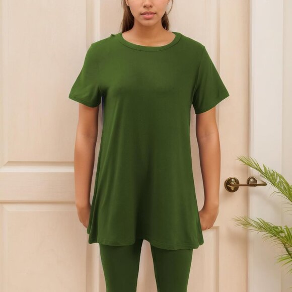 Mrskoala Women's Army Green Two Piece Sweatsuit - Stylish Summer Comfort - Picture 4 of 4